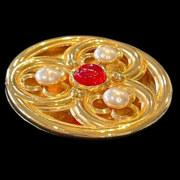 Chanel Vintage 1970s Gripoix & GP Brooch With COA - Picture 5 of 7